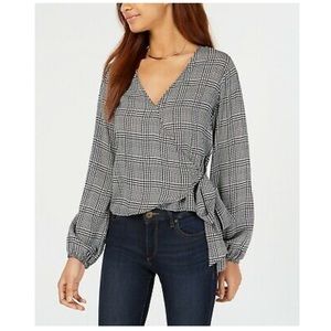 PolyEsther wrap black!white plaid top S